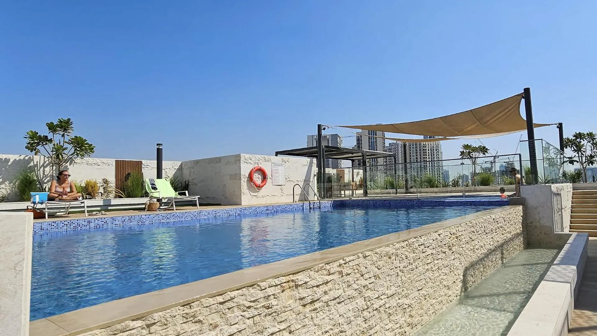 Sophisticated Studio Apartment In Rokane G25 Jvc Dubai