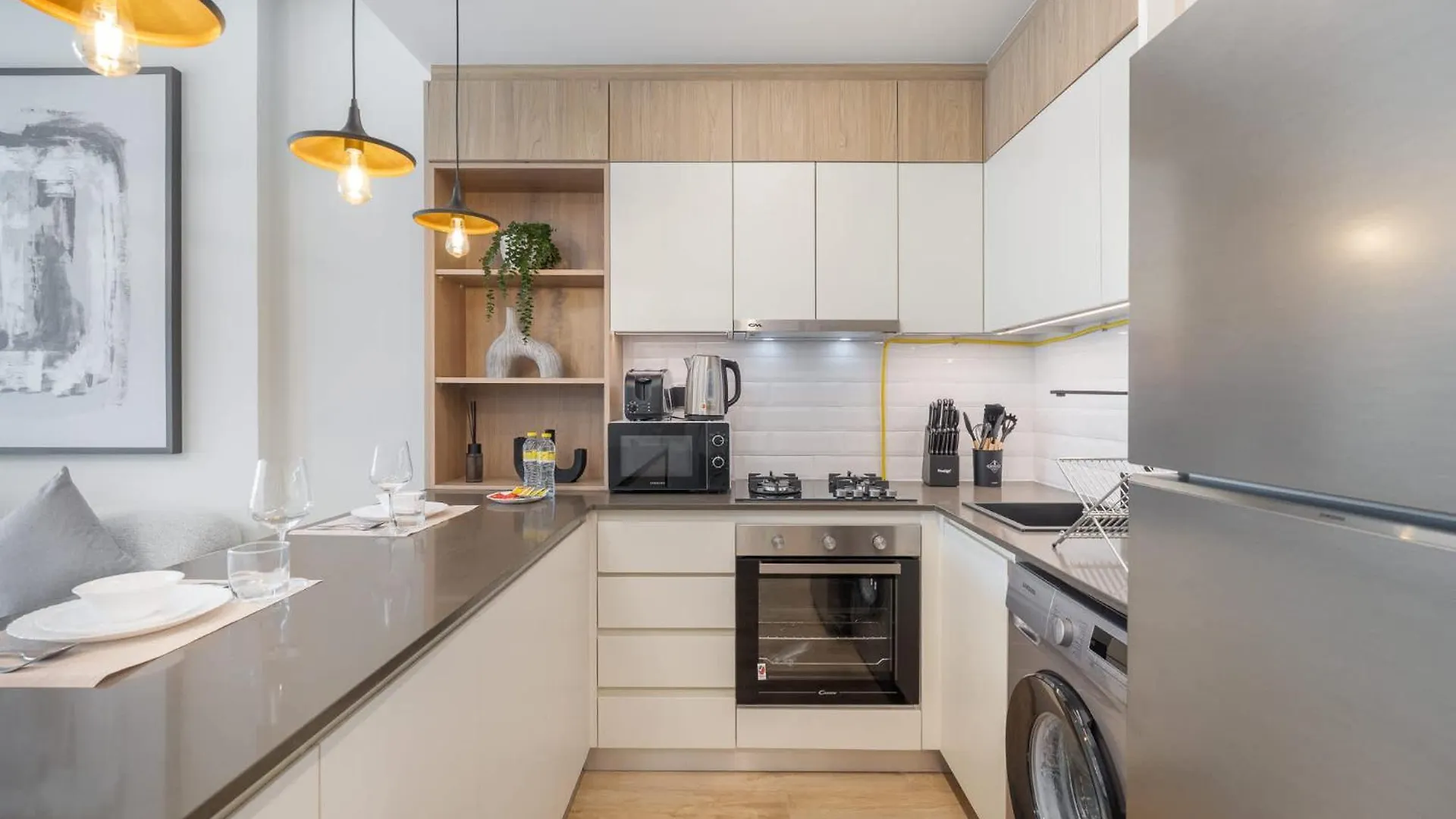 Sophisticated Studio Apartment In Rokane G25 Jvc Dubai